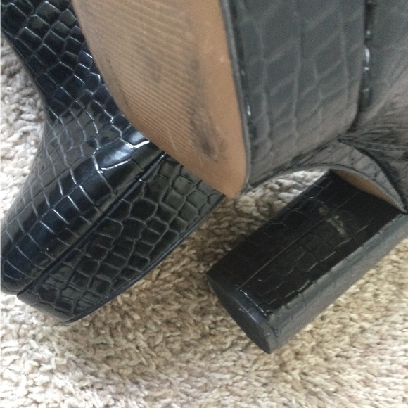 Glossed Faux Crocodile Platform Ankle Boots - Picture 3 of 16